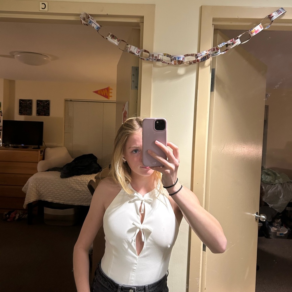 White Halter tank